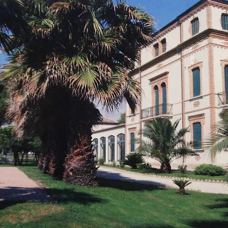 Villa Montanari Rosati Porto San Giorgio Exterior foto